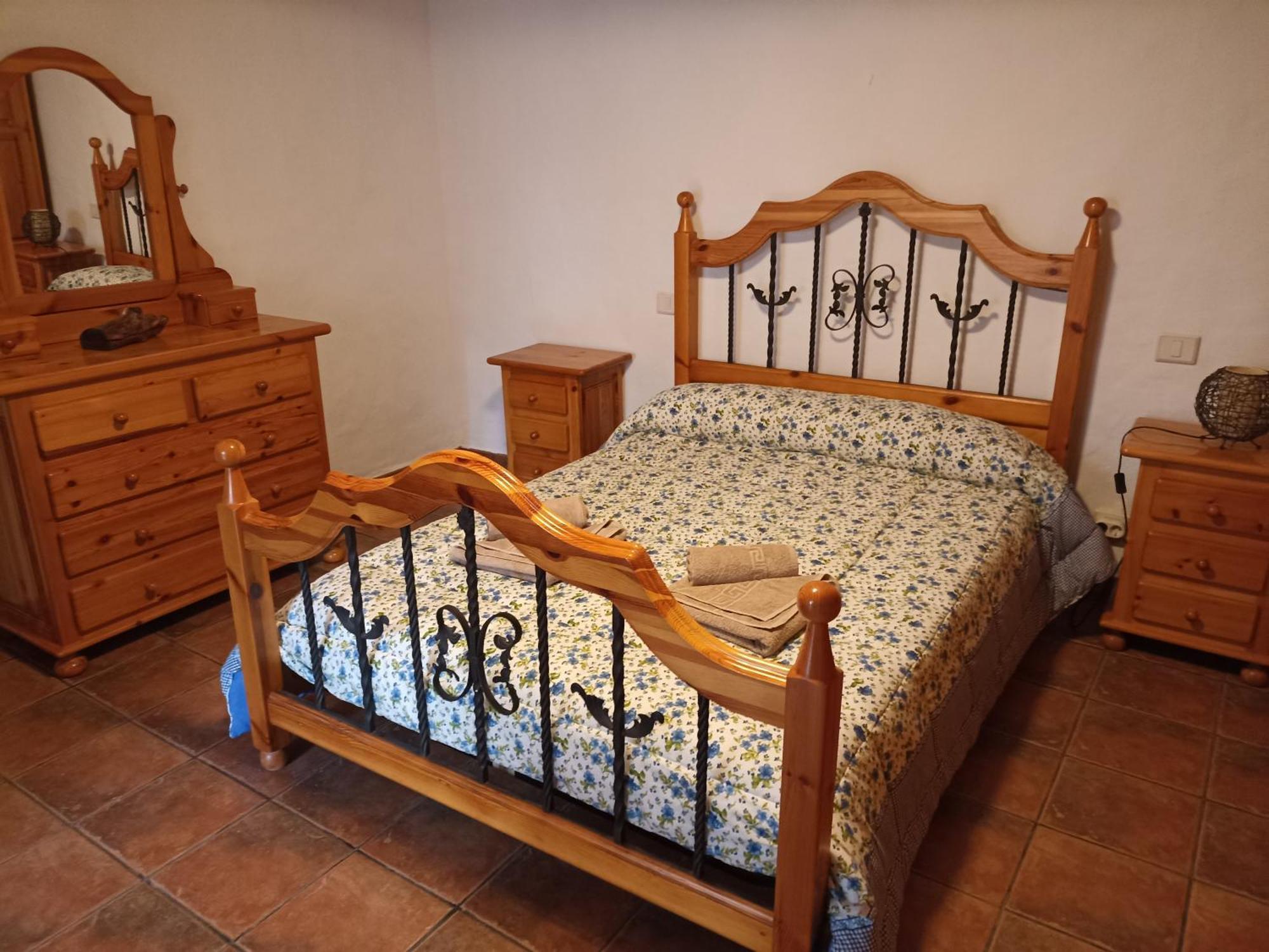 Casa Rural La Yedra San Mateo Arbejales Екстериор снимка
